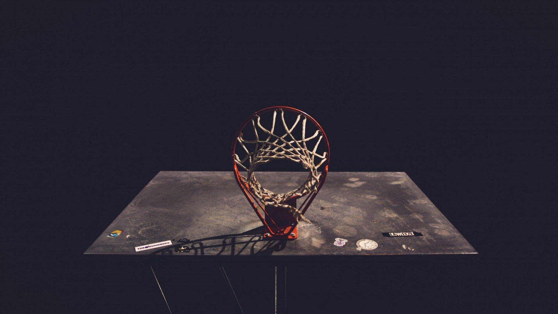 暴雨洗礼后终迎绿茵对决！蔚山现代与马梅洛迪日落延迟超1小时鏖战启幕