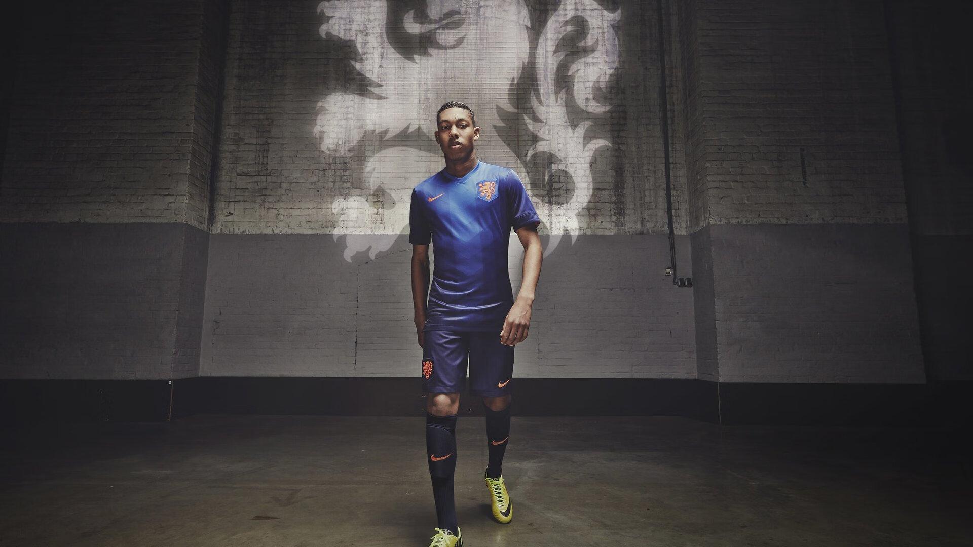 缓慢而强大⛰卡尔克布伦纳，22中20的饼王 3D中锋的影子